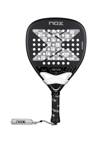 PALA DE PÁDEL NOX AT10 LUXURY GENIUS ATTACK 18K ALUM BY AGUSTIN TAPIA